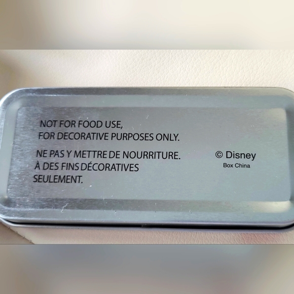 Avon Disney Miss Fabulous Minnie Mouse Analog Watch - Picture 4 of 4